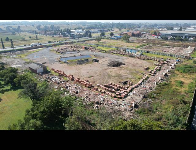 15,900M² INDUSTRIAL YARD TO LET IN ALRODE